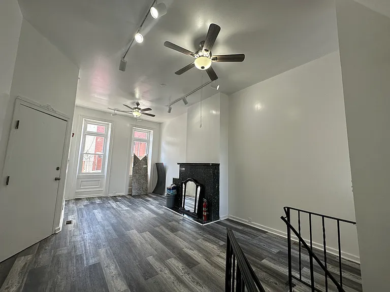 1433 S 6th St #1 — Photo 9