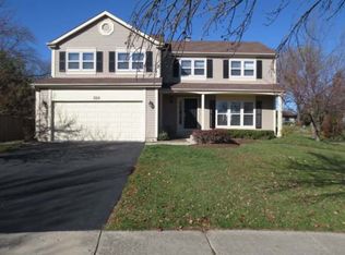 368 Timber Oaks Dr, North Aurora, IL 60542