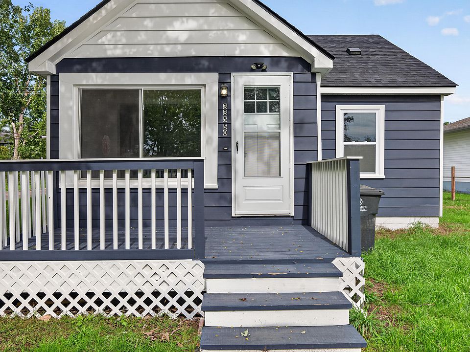 33550 Beechwood St, photo 3