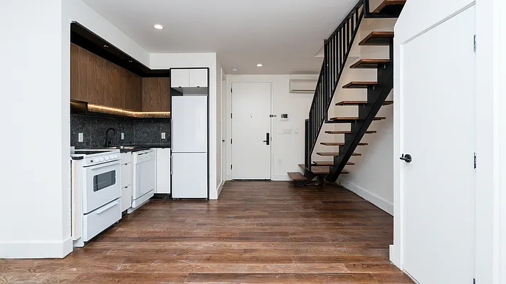 Rented by Nooklyn NYC LLC | media 1