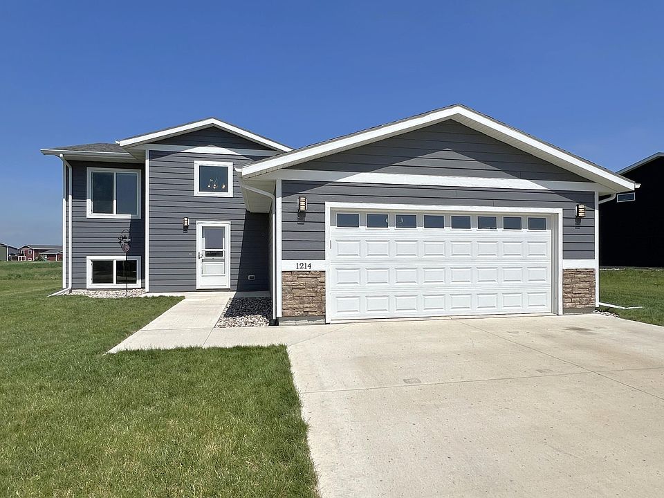 1st image of 1214 Crested Butte Ave