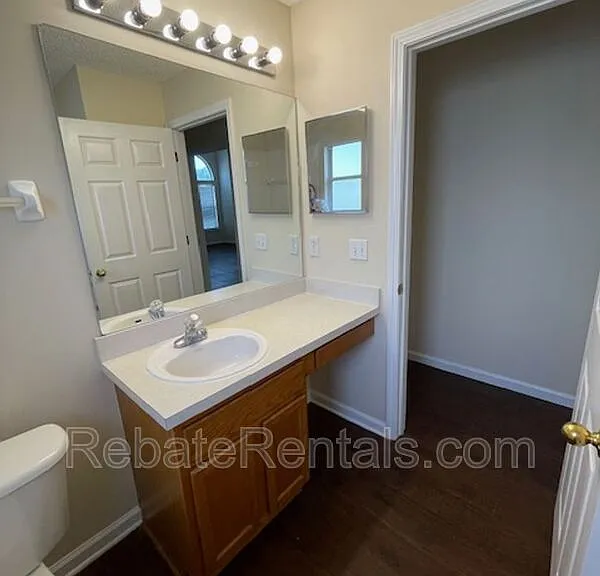 5009 Grand Lakes Dr S — Photo 30
