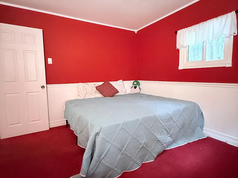 128 Eastwood Cir — Photo 31