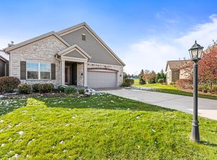 W179N11395 Island View Ct, Germantown, WI 53022