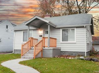 28628 Beechwood St, Garden City, MI 48135