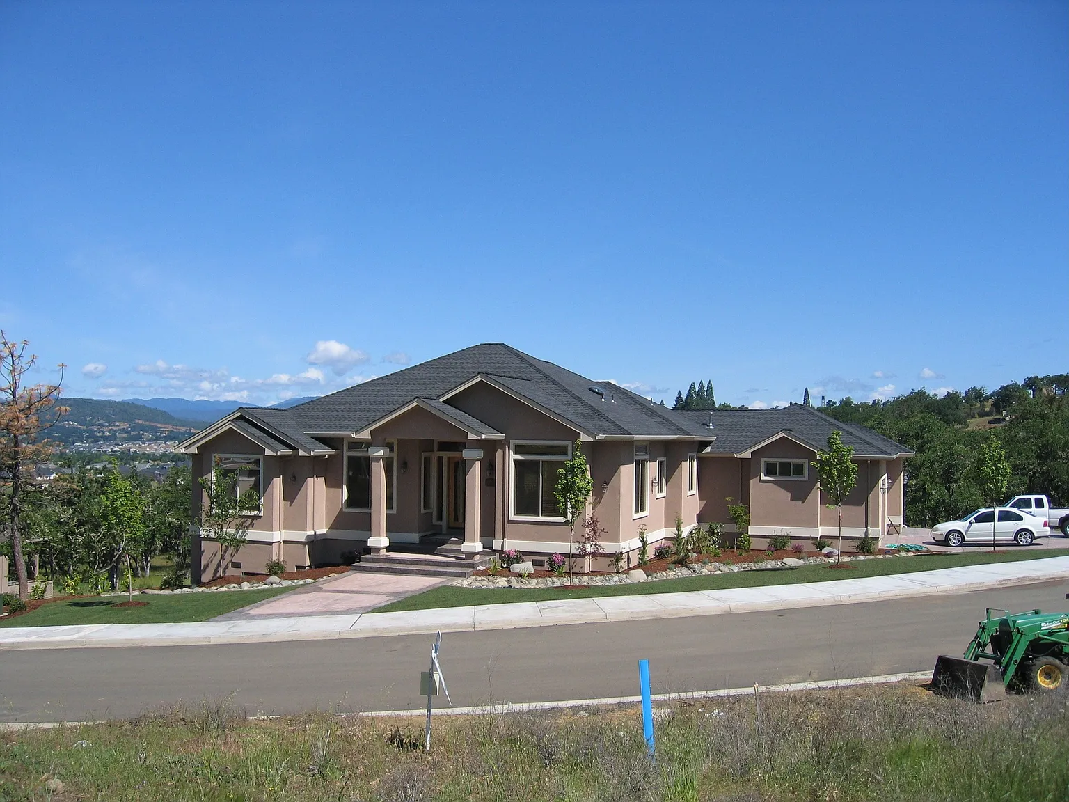 1351 Poppy Ridge Dr photo 1