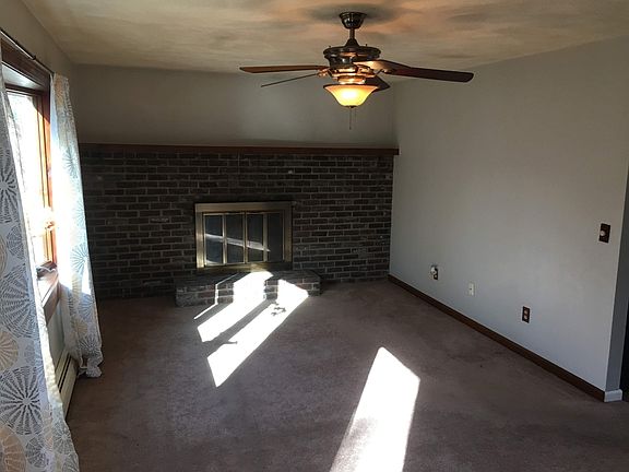 2nd image of 22 Paradise Ln