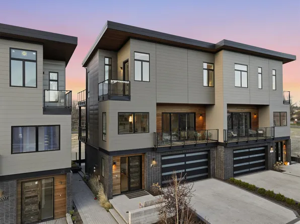 207 SW Log Ct, Bend, OR 97702