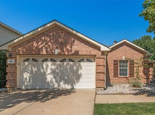 13513 Lost Spurs Rd, Roanoke, TX 76262