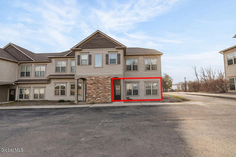 2nd image of 73 Saratoga Road APT 7