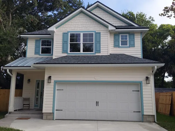 1337 ROXIE Street, Atlantic Beach, FL 32233