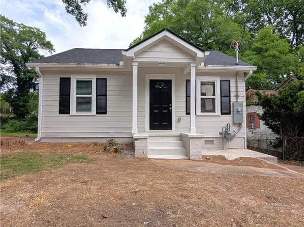 1377 Pine Ave, East Pt, GA 30344