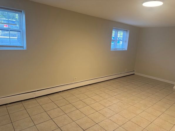 8716 S Roberts Rd APT GS