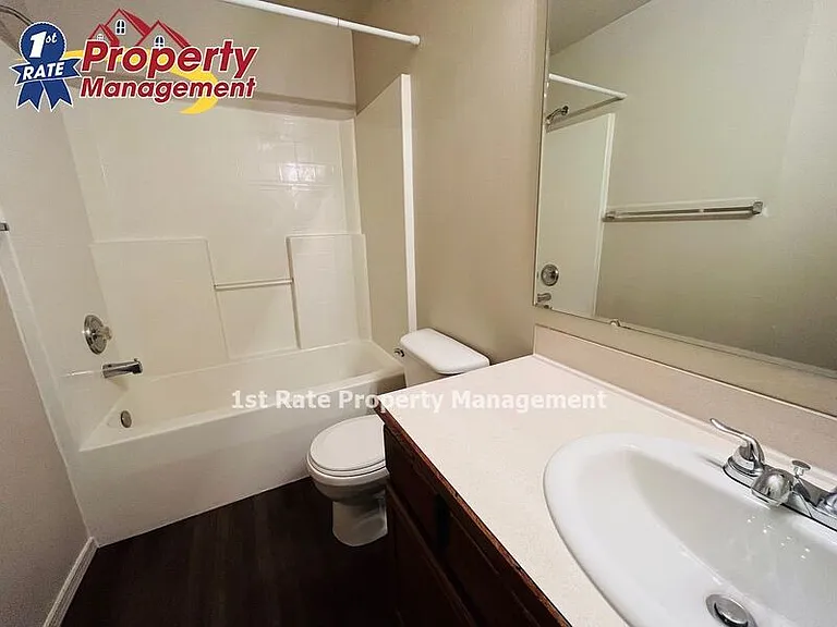 16025 N 19th St #104 — Photo 13
