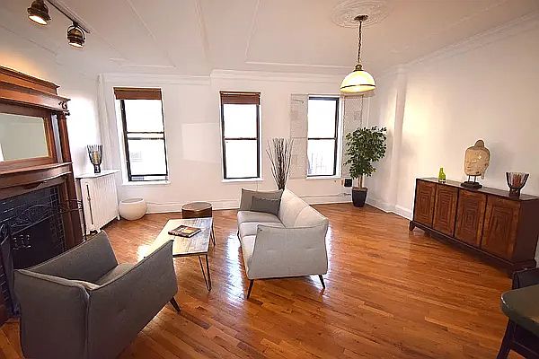 1st image of 203 Park Pl APT 2R