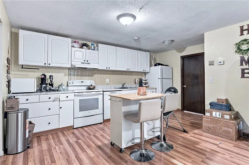 1 bed, 672 sqft, $1,550 — Photo 2