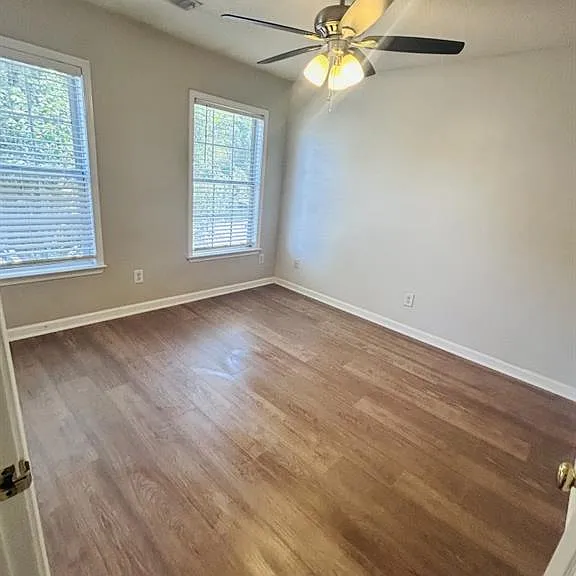 577 Ashland Pkwy — Photo 27