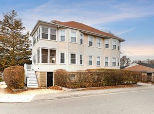 35 Richardson St Condominiums, Wakefield, MA 01880