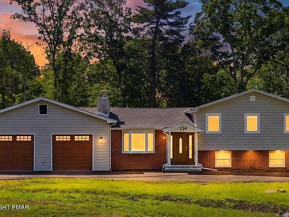 2nd image of 236 Lloyds Ln