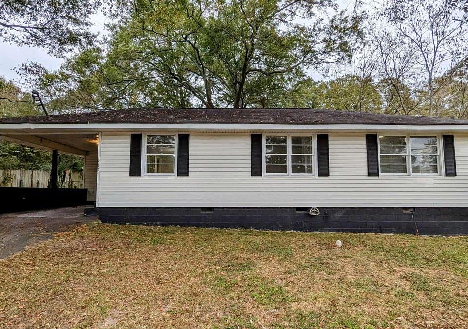 1st image of 1815 Judy Cir SE