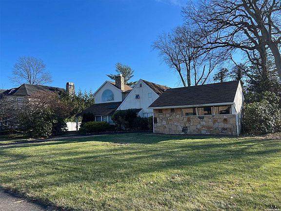 2nd image of 24 Clover Ln
