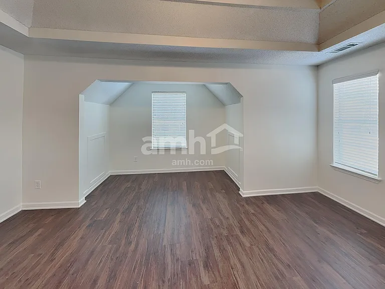 1864 Tulip Petal Rd — Photo 9