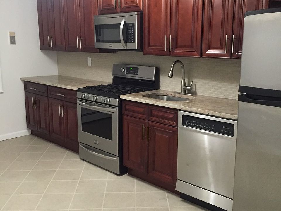1st image of 203 Sedgwick Ave