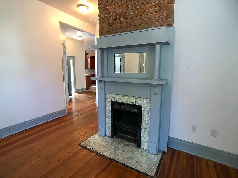 1813 Elliott Ave — Photo 21