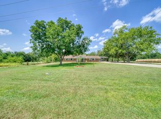 1927 Highway 75 N, Madisonville, TX 77864