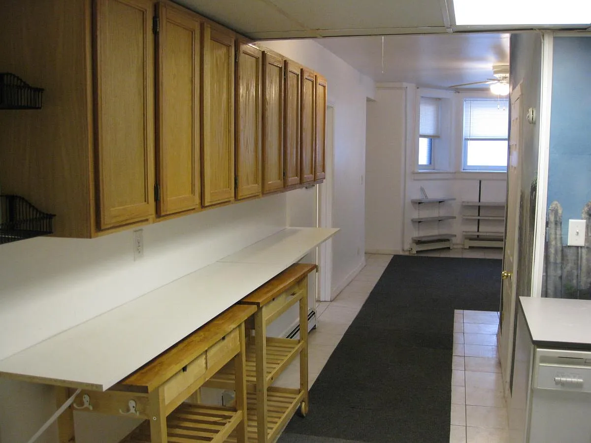 2 bed, 822 sqft, $1,500 — Photo 2