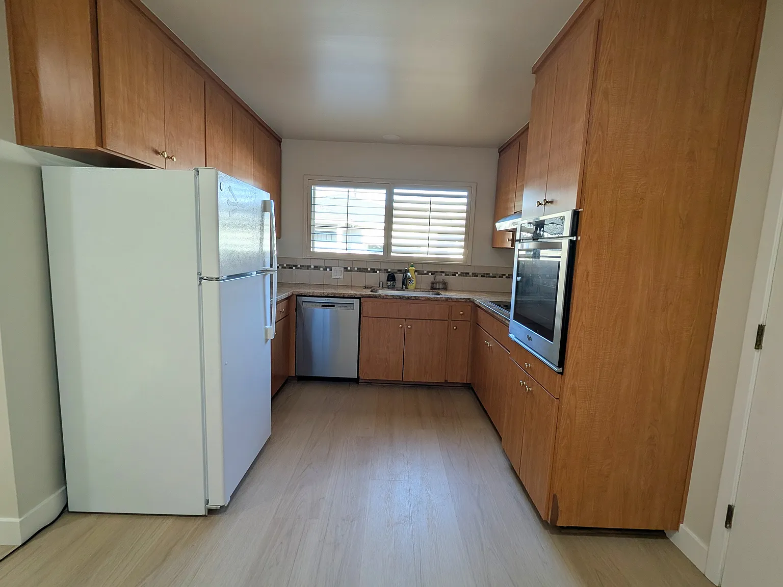 2 bed, 780 sqft, $3,400 — Photo 4