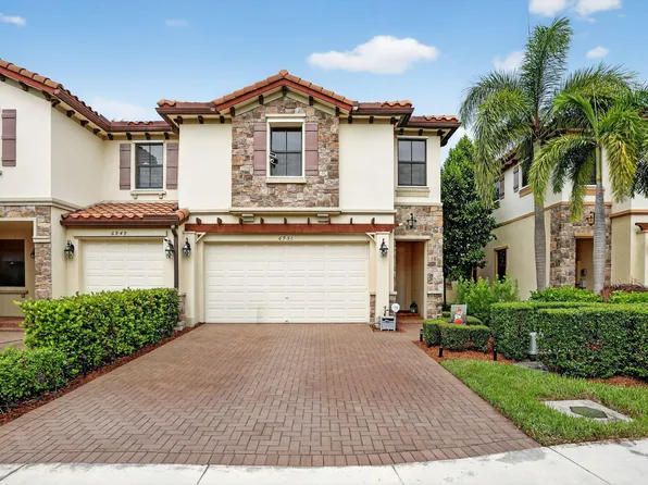 6951 Broadland Way, Coconut Creek, FL 33073