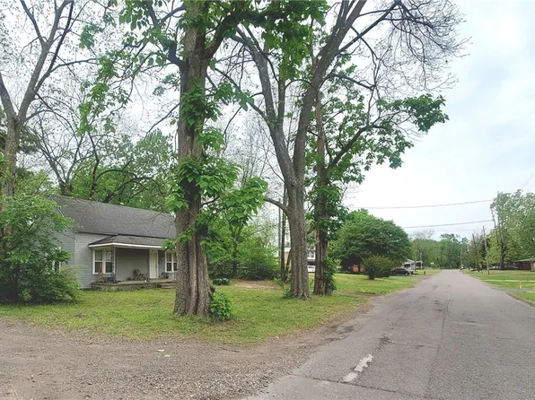 841 S 2nd St, Dardanelle, AR 72834