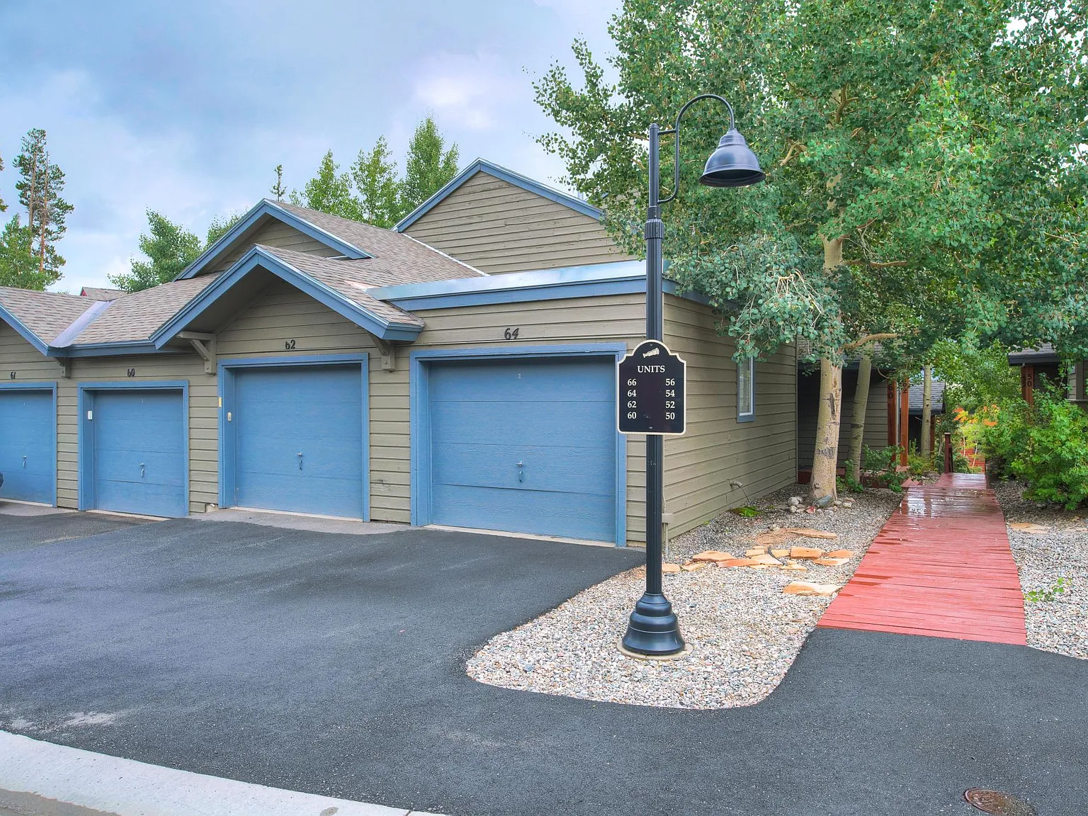 2 bed, 1166 sqft, $2,700 — Photo 4