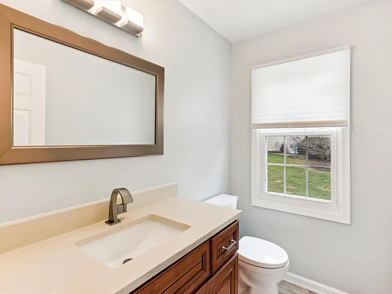 15237 Jones Ln — Photo 22
