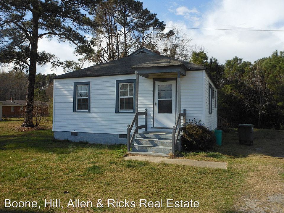 1st image of 8250 W Mount Dr