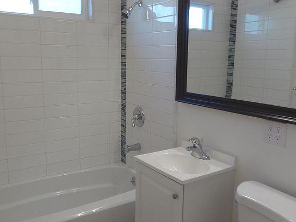 4th image of 1735 Alma St