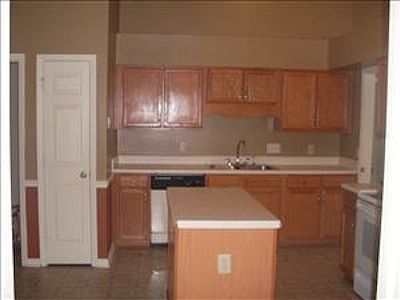 2nd image of 3962 Cobblestone Bend Dr