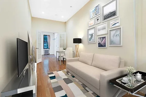 Rented by Anchor Associates | media 17