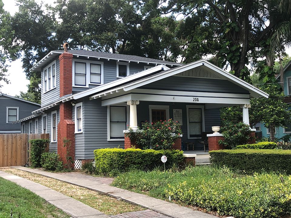 1st image of 208 E Park Ave