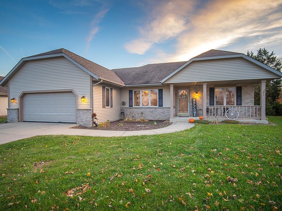 1st image of 8823 W Marshfield Ct