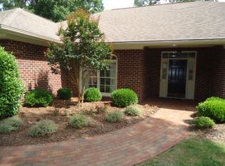 1217 Radcliff Dr, Sanford, NC 27330