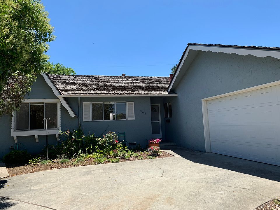 1st image of 7544 Newcastle Dr