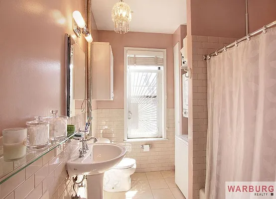 Sold by Warburg | media 13