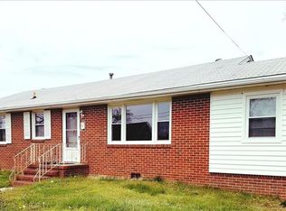 202 Walnut Ave, Colonial Heights, VA 23834
