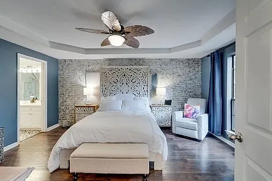Primary bedroom
