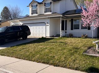 2704 Sunflower Dr, Nampa, ID 83686