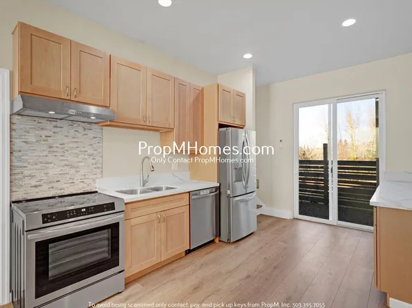 9597 SE Crystal View Dr Unit B, Portland, OR 97266