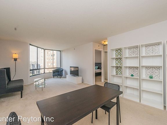 3rd image of 900 Bush St APT 1002