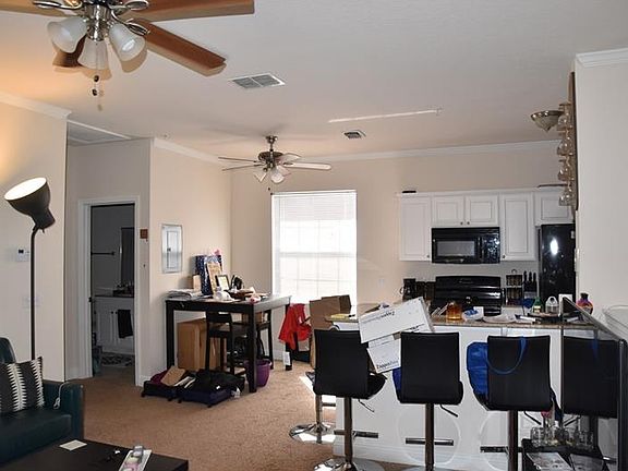 4th image of 317 Southern Pecan Cir Unit 202